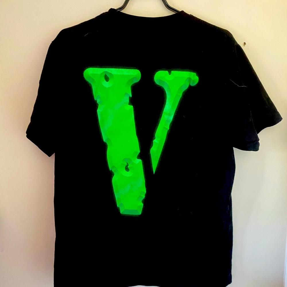 Vlone nbayoungboy tshirt